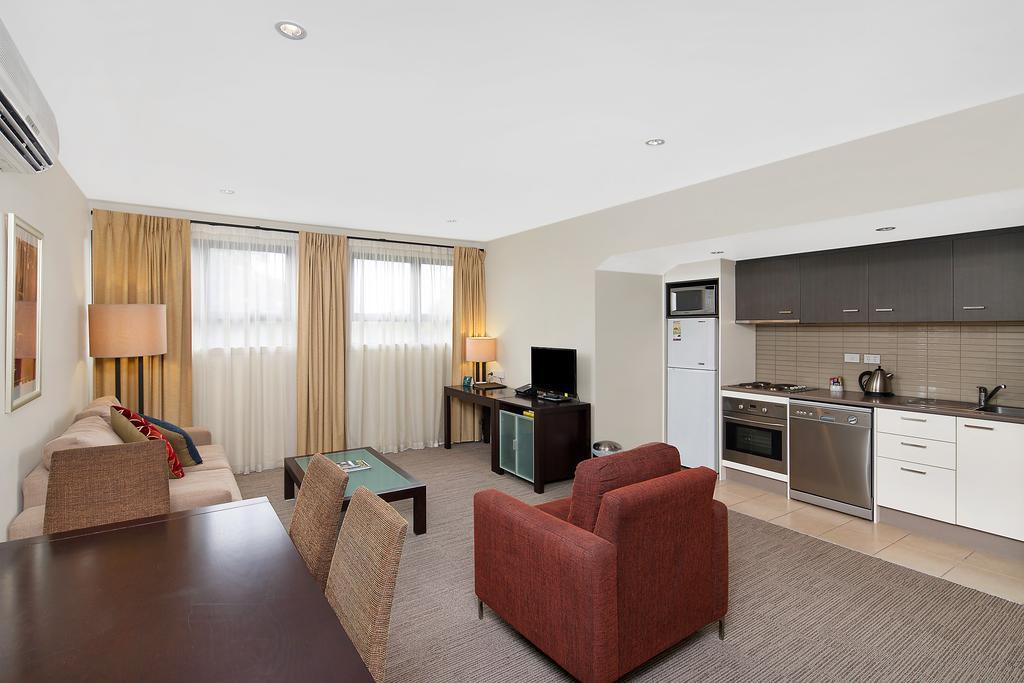 Quest Maitland Aparthotel Bagian luar foto